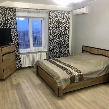 Апартаменти Економ Ιβανό-Φρανκίβσκ Εξωτερικό φωτογραφία